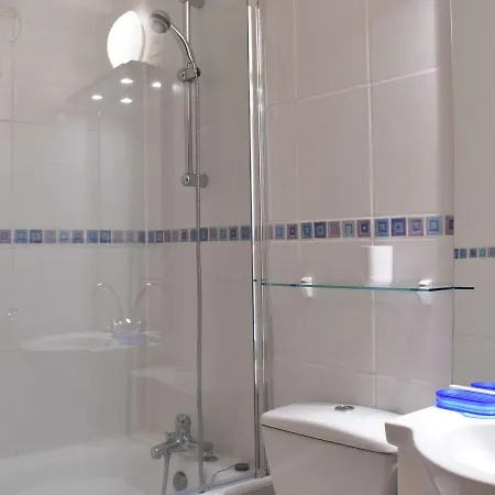 Cozy Pour 6 A Meribel, 2 Chambres, Parking, Proche Telesiege - Fr-1-180-573 Apartment *