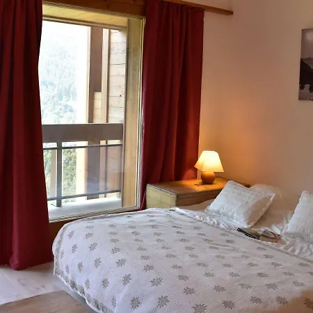 Apartment Cozy Pour 6 A Meribel, 2 Chambres, Parking, Proche Telesiege - Fr-1-180-573